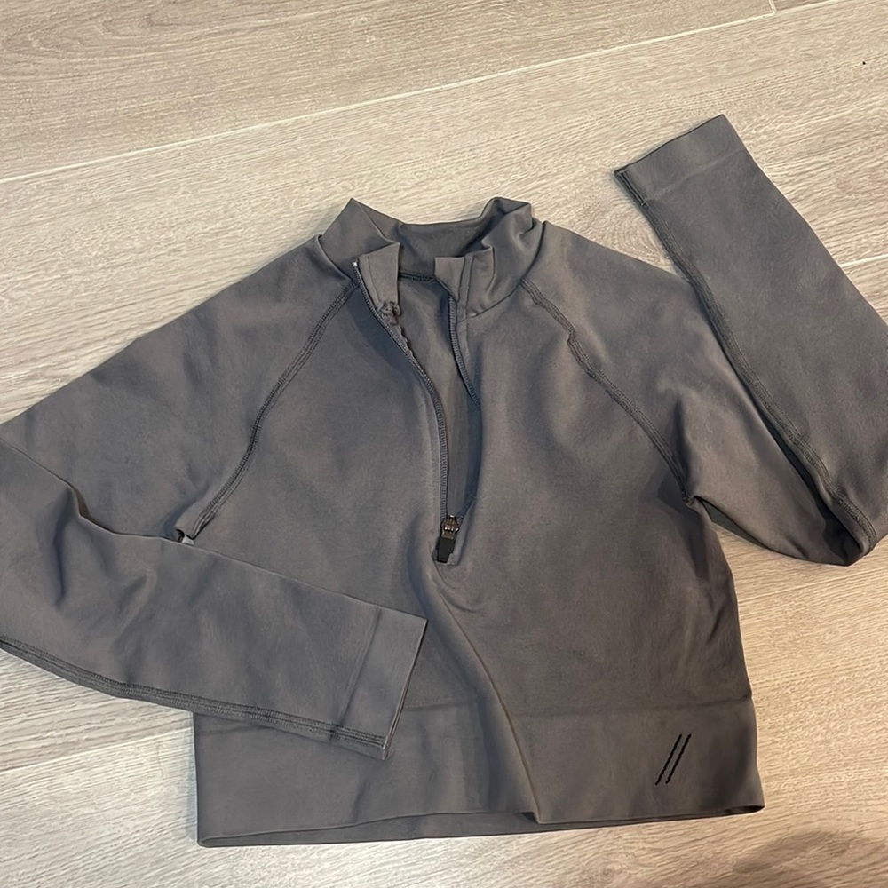 TALA long sleeve athletic crop top